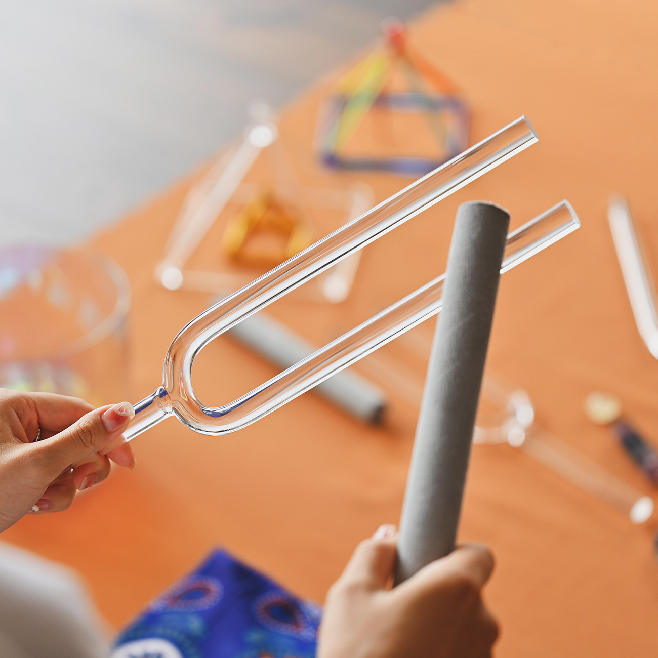 Crystal Healing Tuning Fork (Transparent) – Activate Energy, Balance Frequencies & Deep Relaxation - Image 5